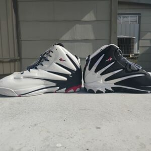 Reebok Blast Sz13 Men's Black and White Athletic Shoes